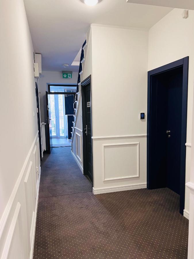 Apartamenty Pokoje Willa Bielany Варшава Экстерьер фото