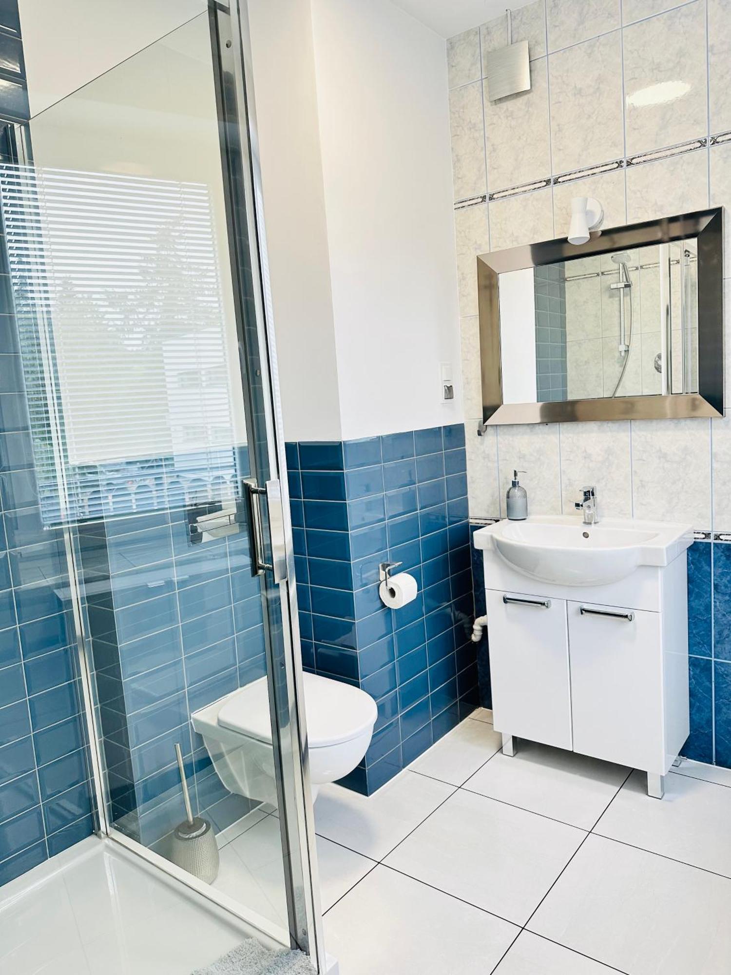 Apartamenty Pokoje Willa Bielany Варшава Экстерьер фото