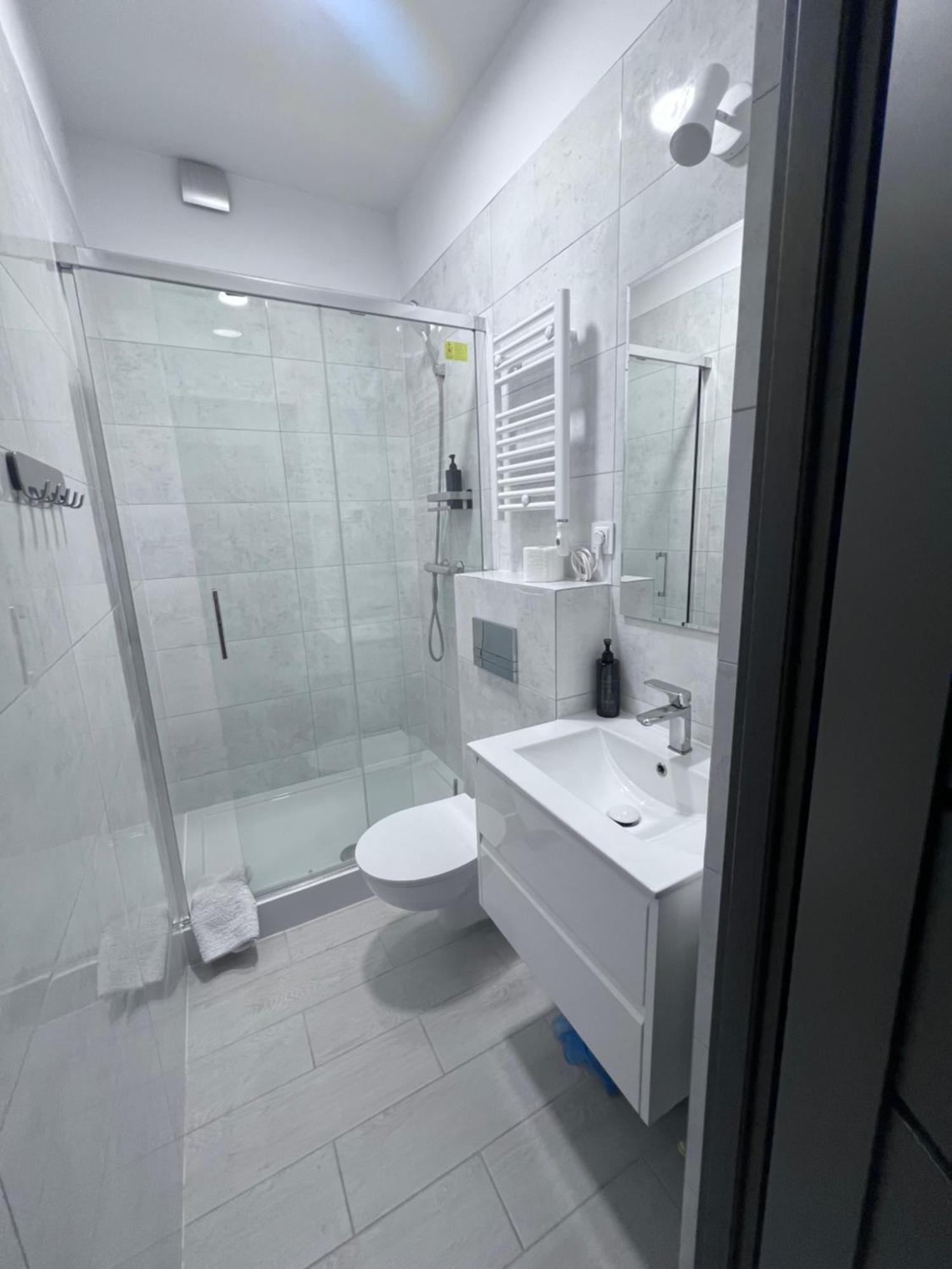 Apartamenty Pokoje Willa Bielany Варшава Экстерьер фото