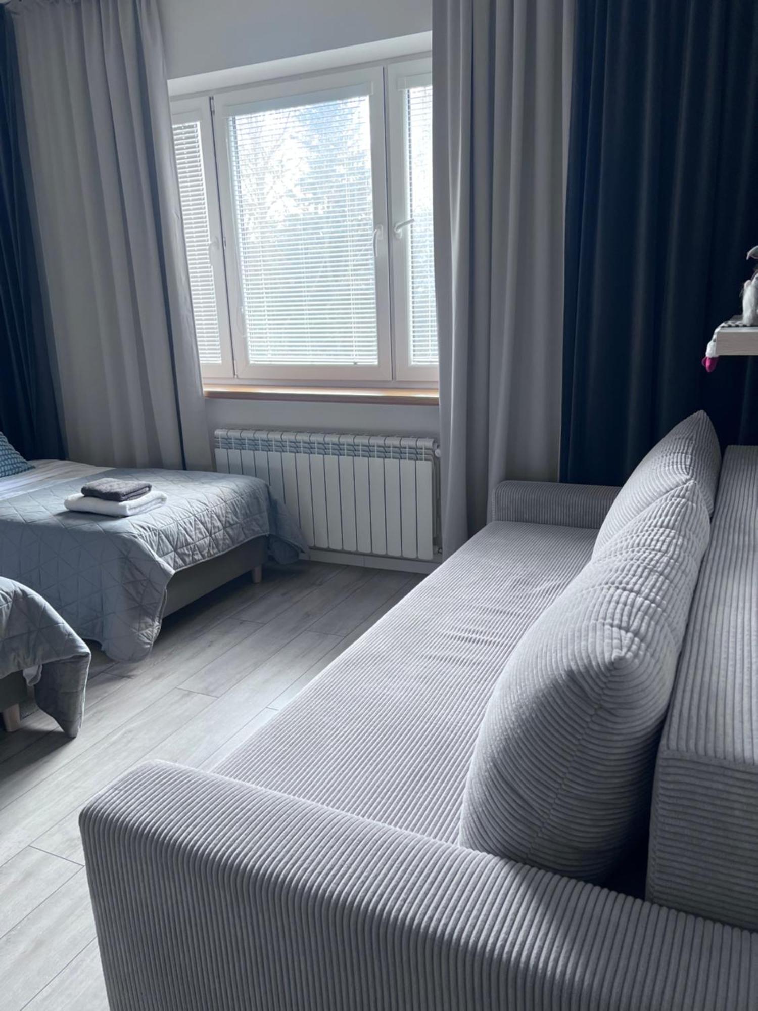 Apartamenty Pokoje Willa Bielany Варшава Экстерьер фото